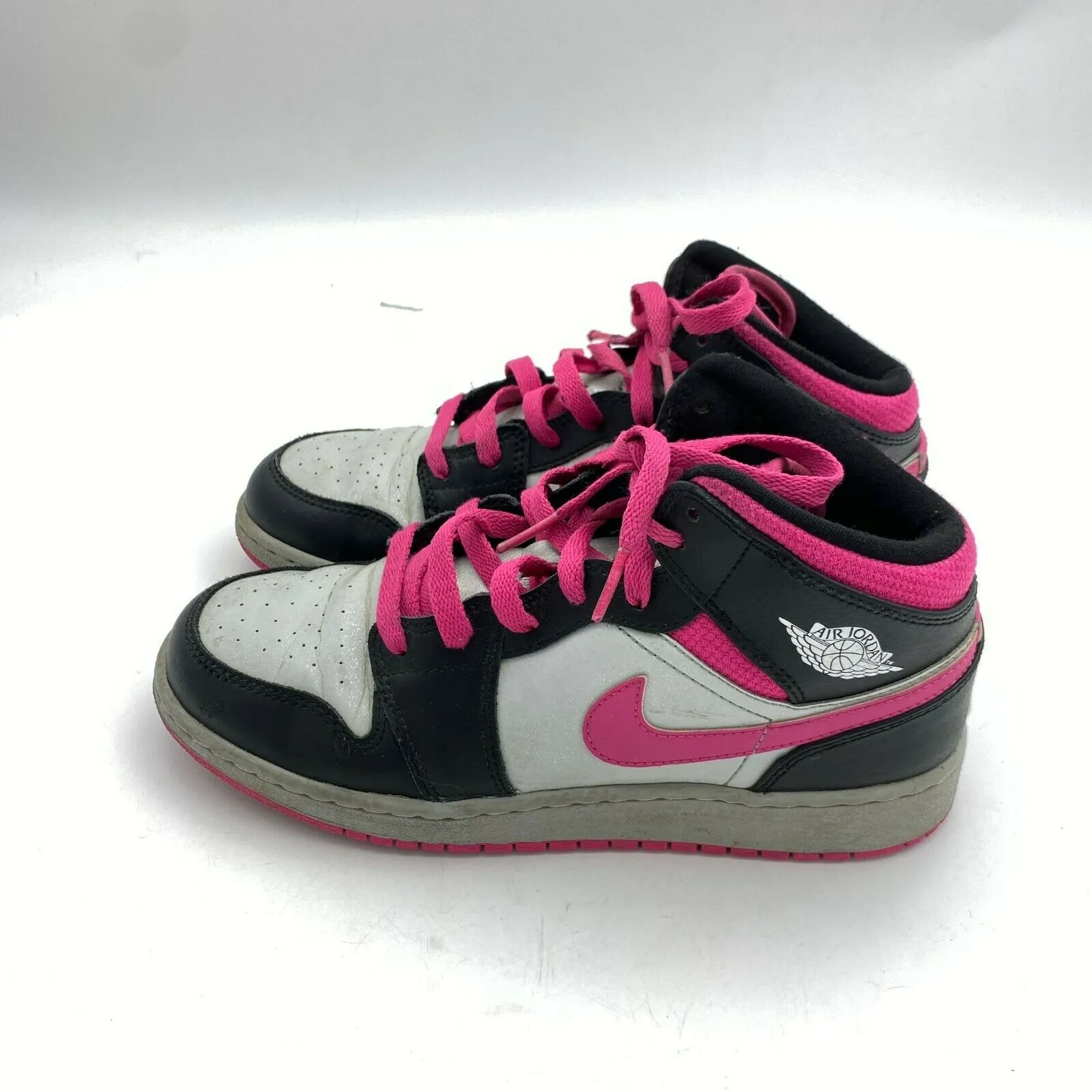 Air Jordan 1 Mid GS 'Black Vivid Pink' 555112-009 Size 6Y