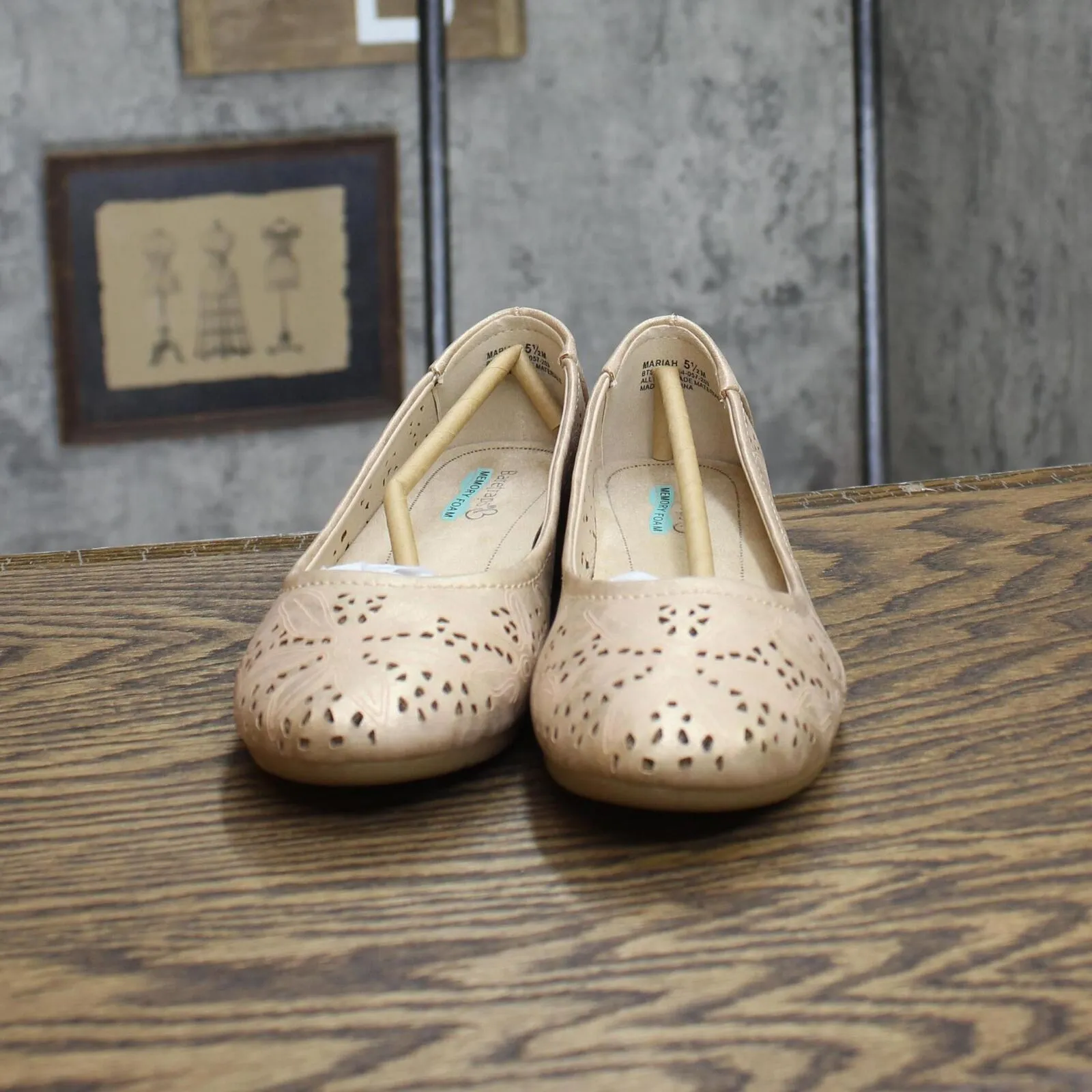Baretraps Women's Mariah Flats Shoes BT24897 Gold Yellow 5.5M
