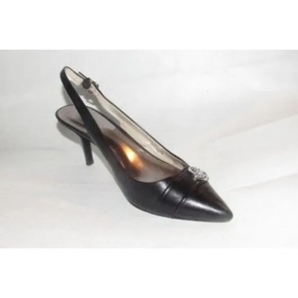 Coach 'Zhane' style, size 6B, black leather, slingback heels with a round chrome Coach logo accent