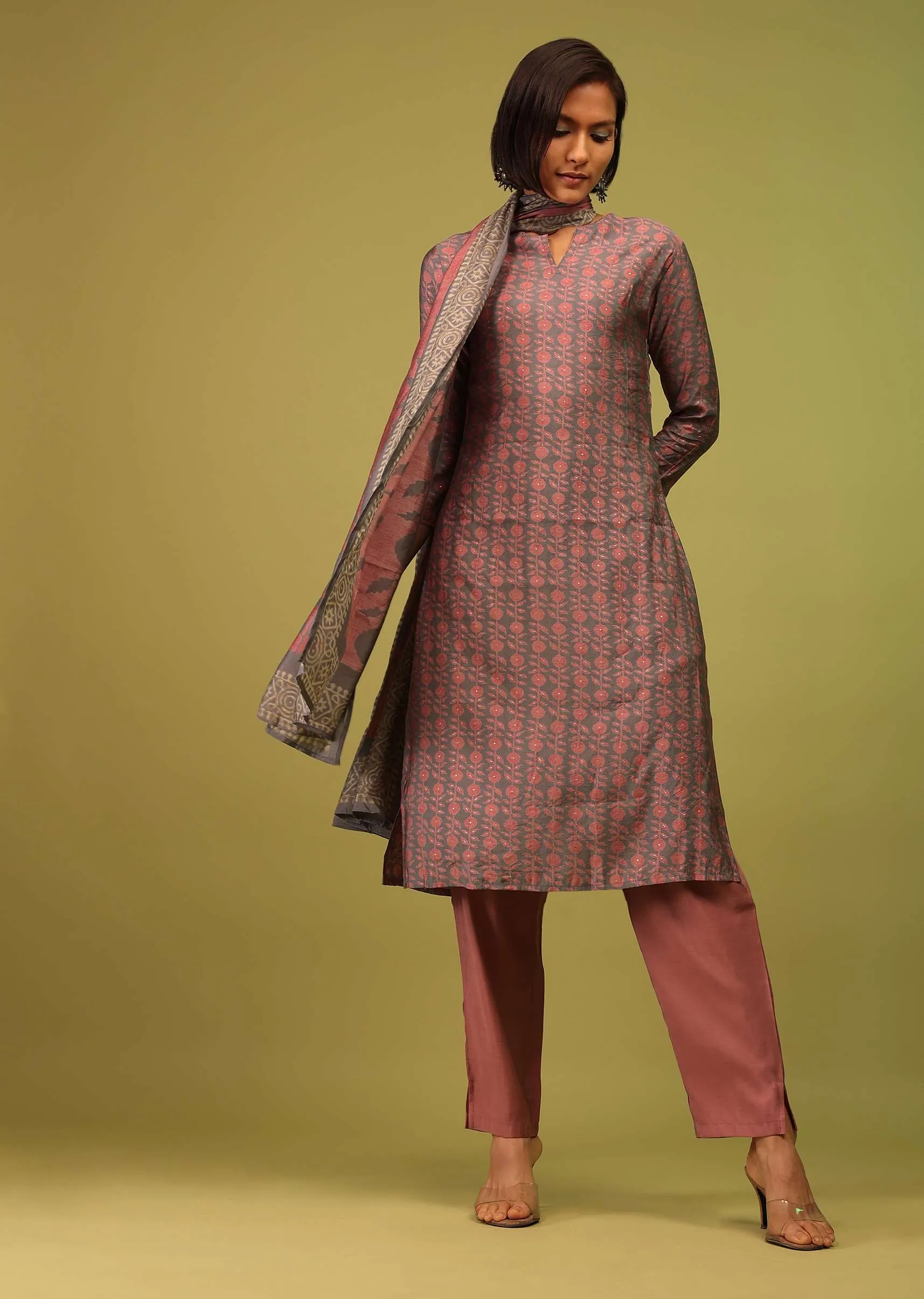 Dusty Pink Pant Suit Set In Chanderi With Floral Print And Foil Print Embellishment