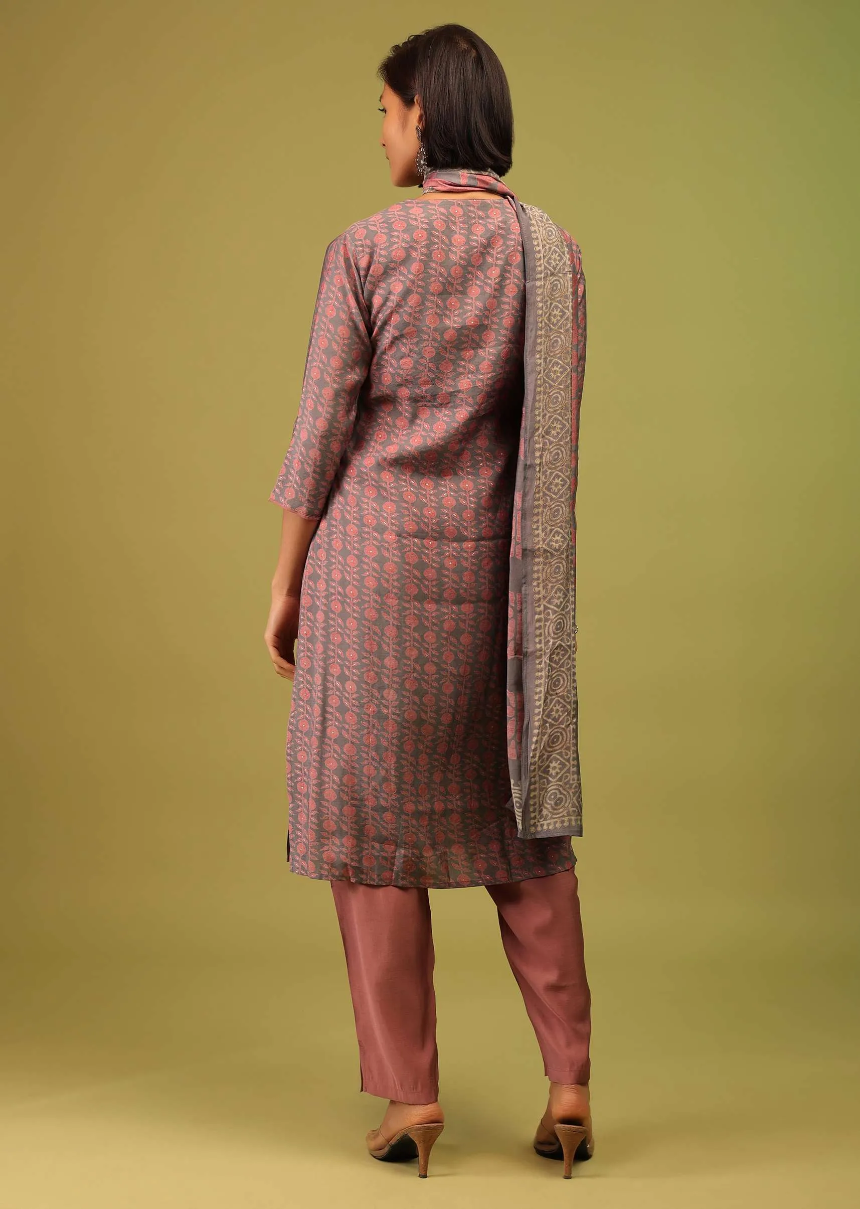 Dusty Pink Pant Suit Set In Chanderi With Floral Print And Foil Print Embellishment
