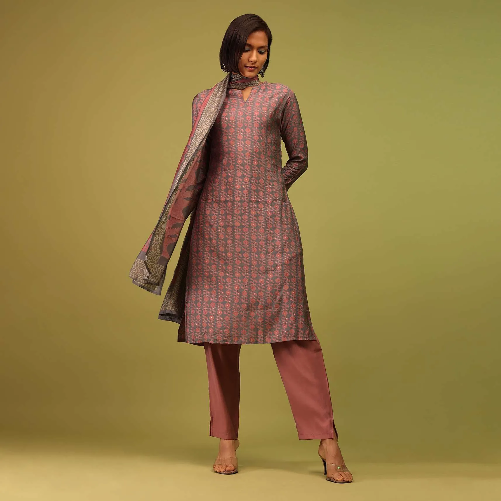 Dusty Pink Pant Suit Set In Chanderi With Floral Print And Foil Print Embellishment