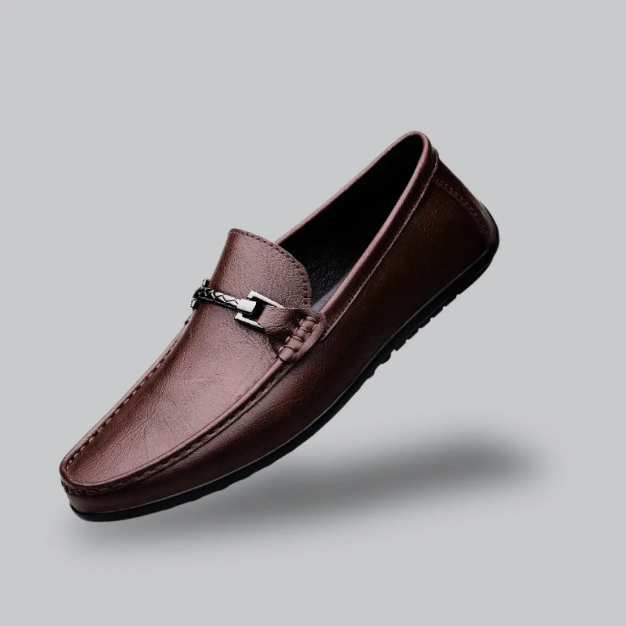 Elegant Men's Loafers with Metal Chain Accent